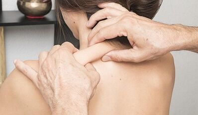 Masaža s cervikalnom osteohondrozom
